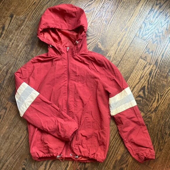 FULL TILT MEDIUM wind breakerLIGHT JACKET / RED / WHITE / GRAY FULL FRONT ZIPPER - Picture 1 of 5
